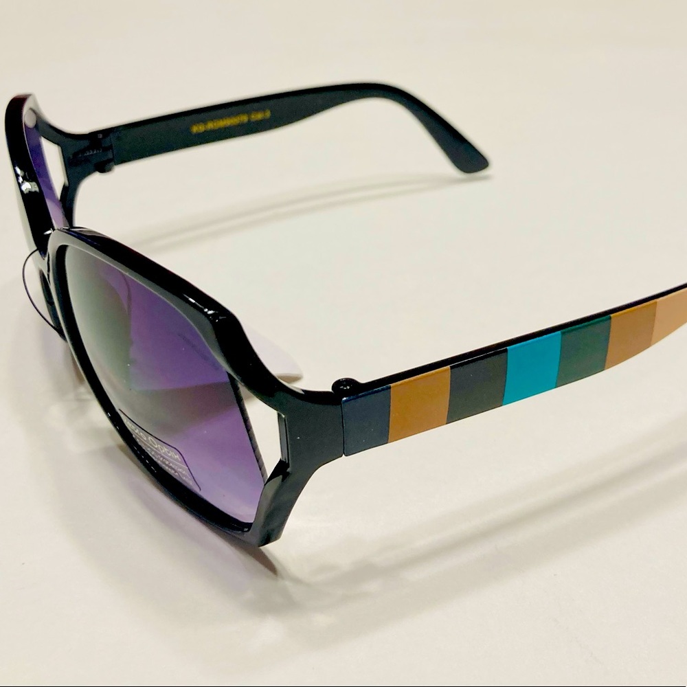 Girls sunglasses  (New)